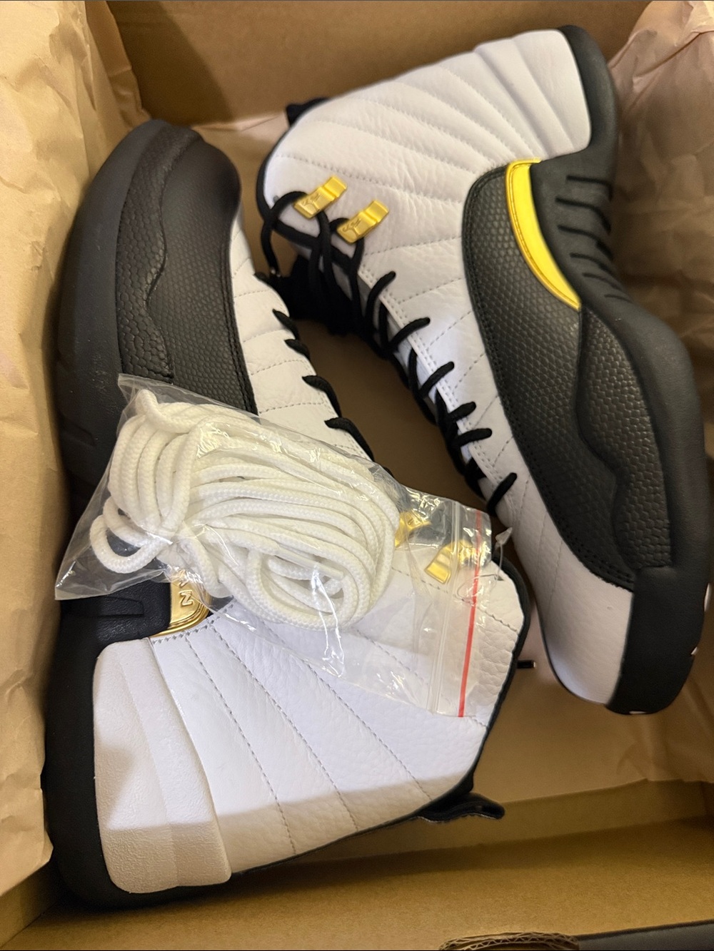 Air Jordan 12 Retro “Royalty Taxi” - Picture 4 of 4